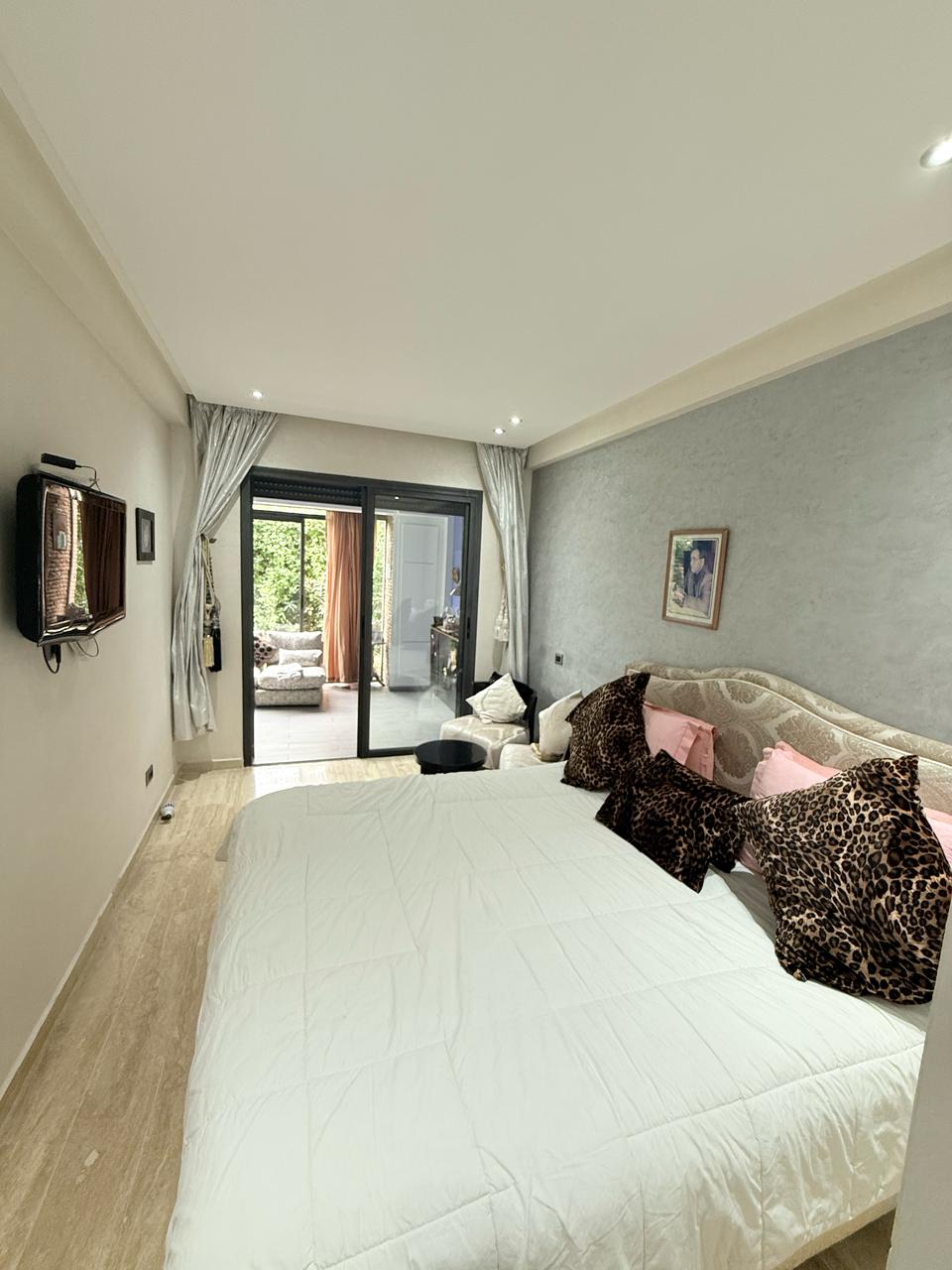 7687b658 8242 4755 9b00 85b229cdf50f