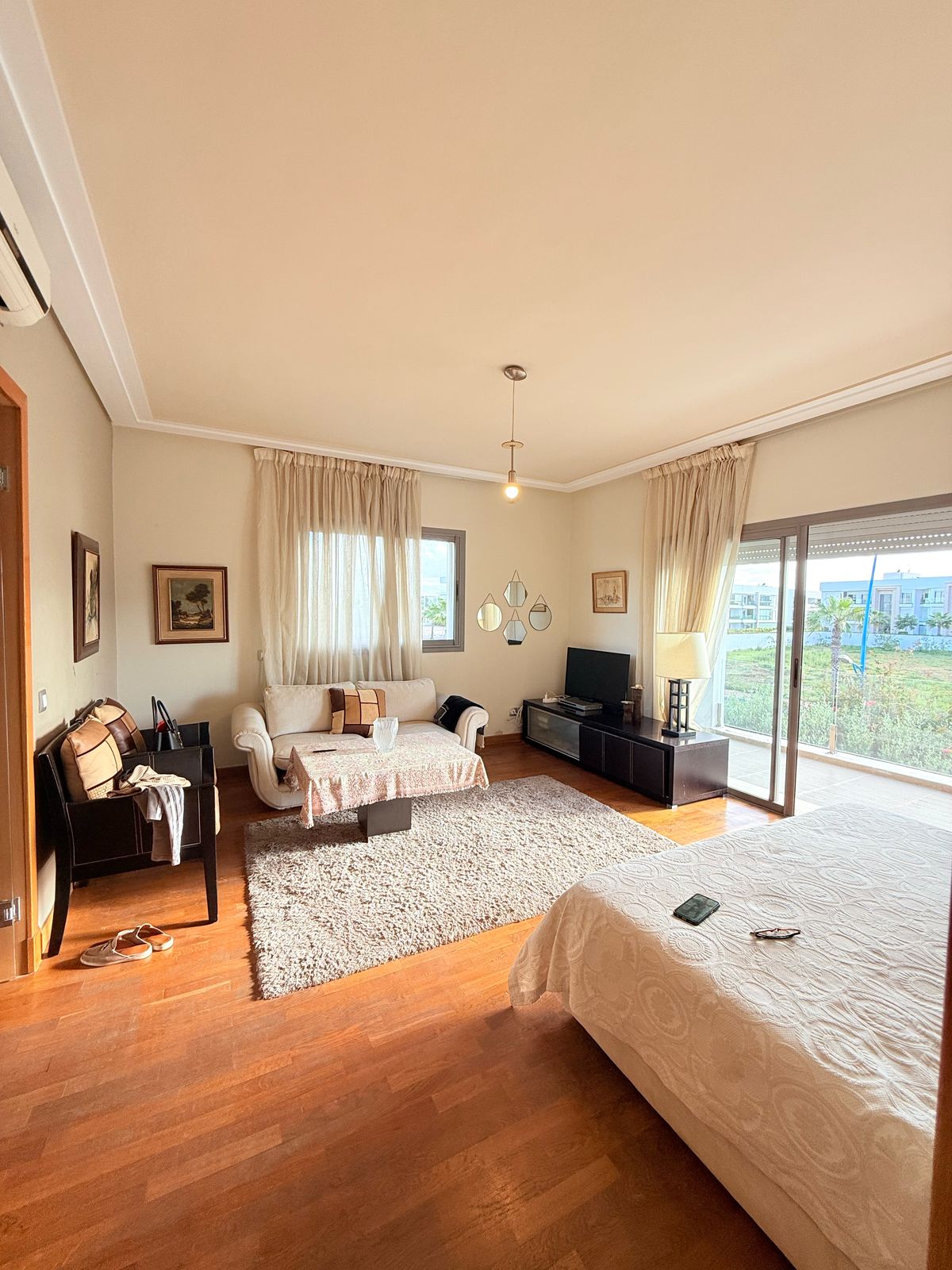 07a0d1f0 750b 44ff B5c7 23b01c6aa7e2