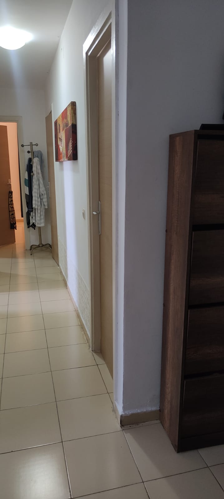 1de64935 6c54 4a7e Ae33 368e192bcc04