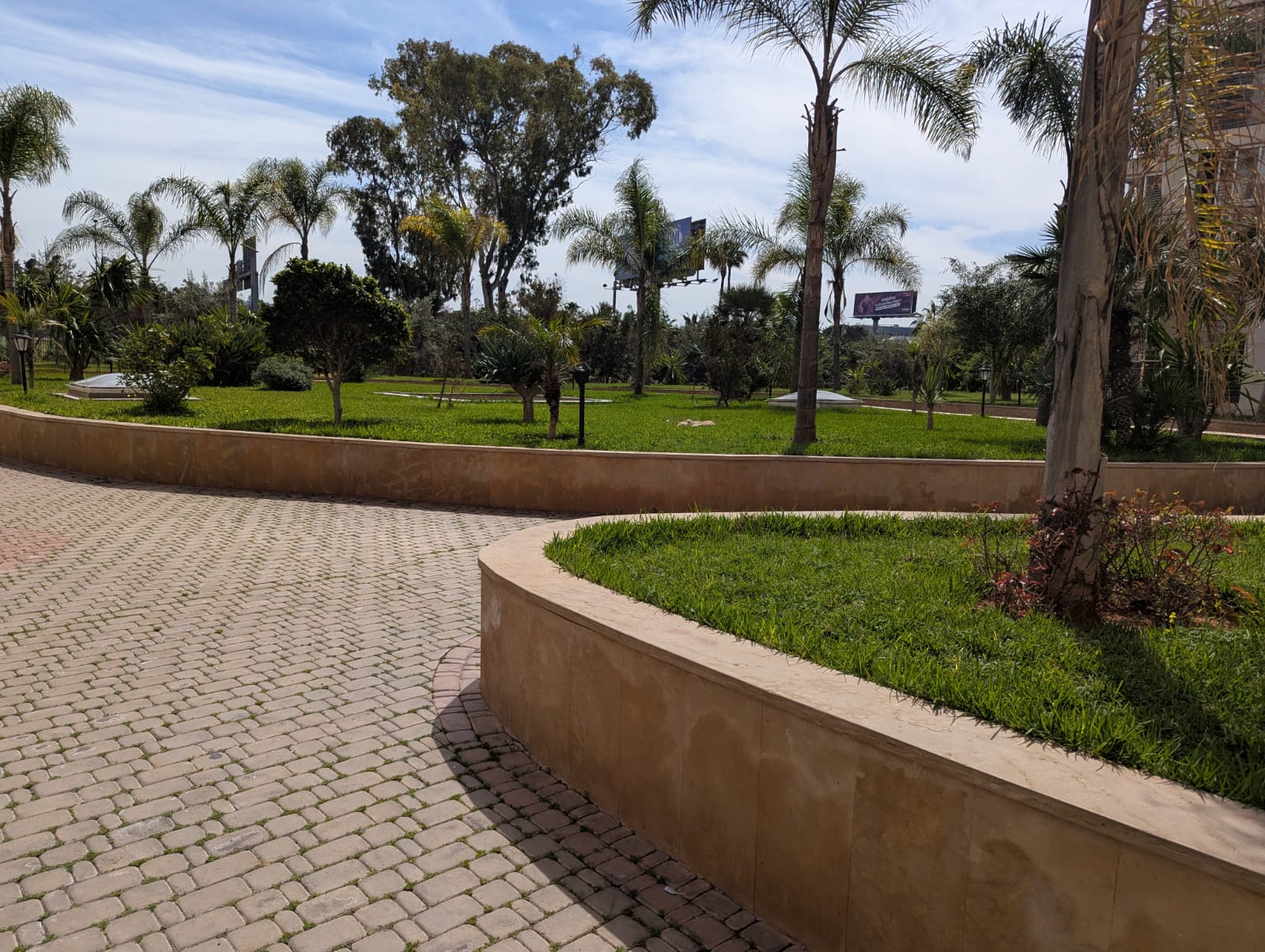 688af8ad 3e83 4802 84aa 61770ab4c036