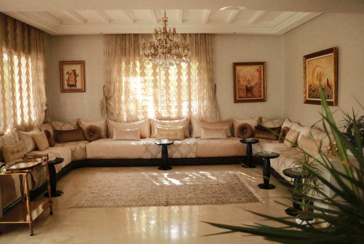 Whatsapp Image 2025 03 09 à 00.40.15 586213ee