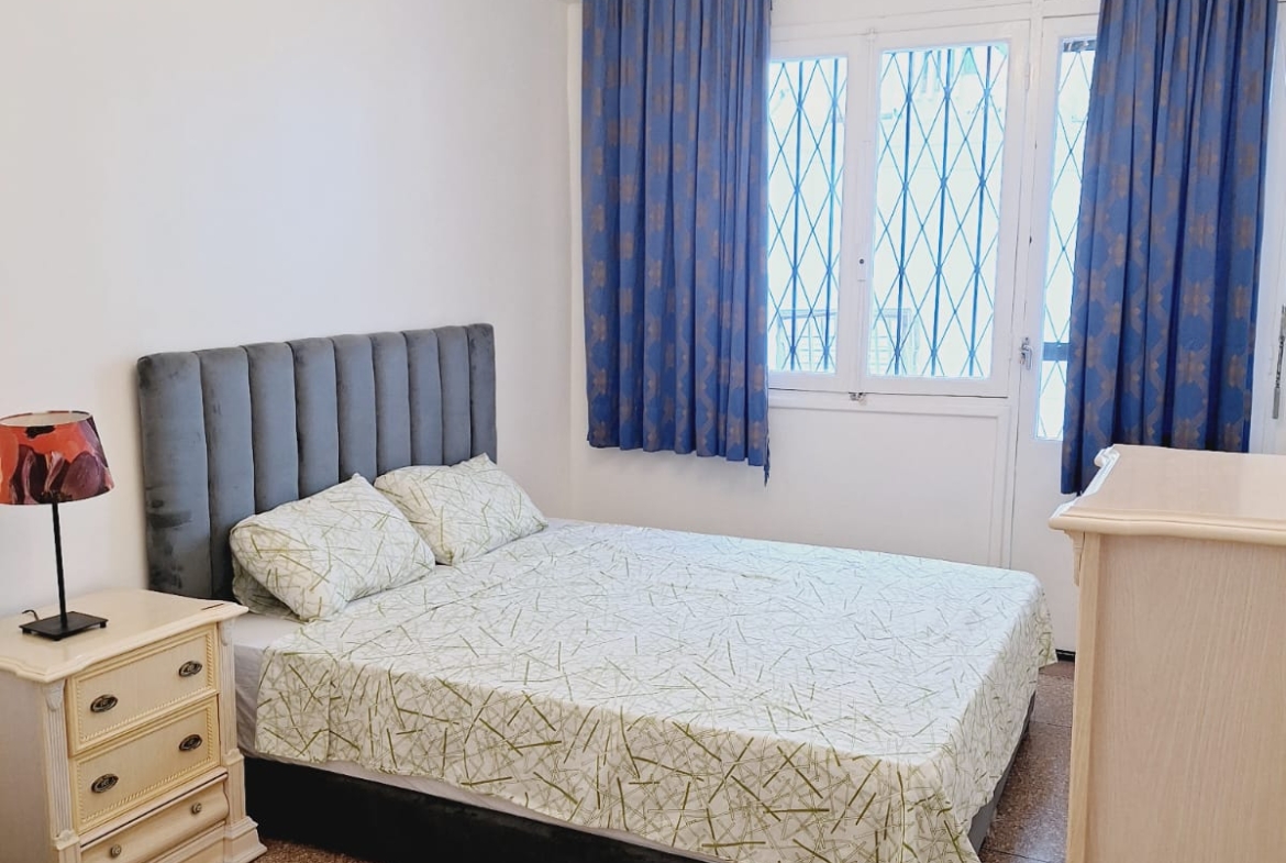 Ba1593e1 0d16 4d13 97a9 98d100795630