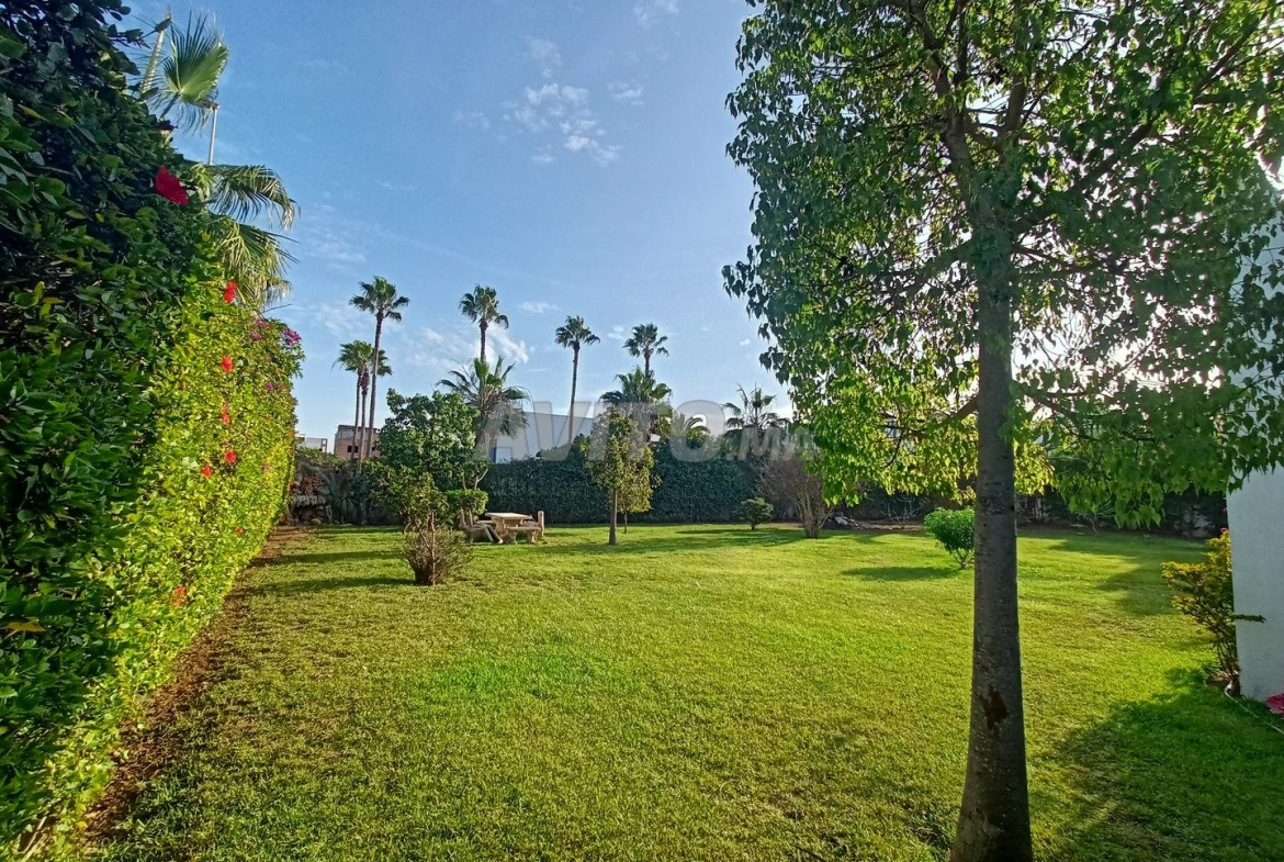 Eafb7b4f F5f3 4fc7 90c9 7a9176fb5063