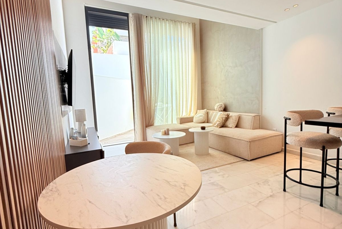 503d37e3 4487 47e0 Adf1 Cf467f957197