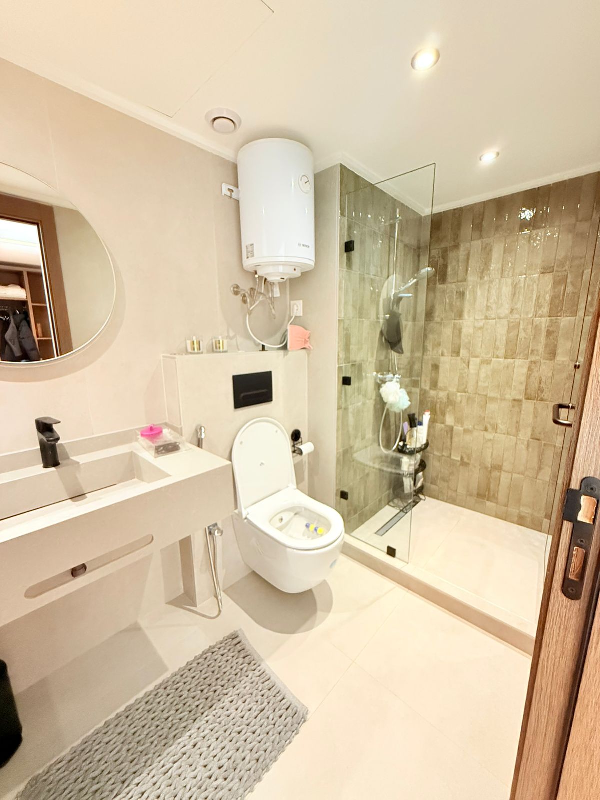 50cfe8c1 Db1c 4799 92cd F140e6ca8279