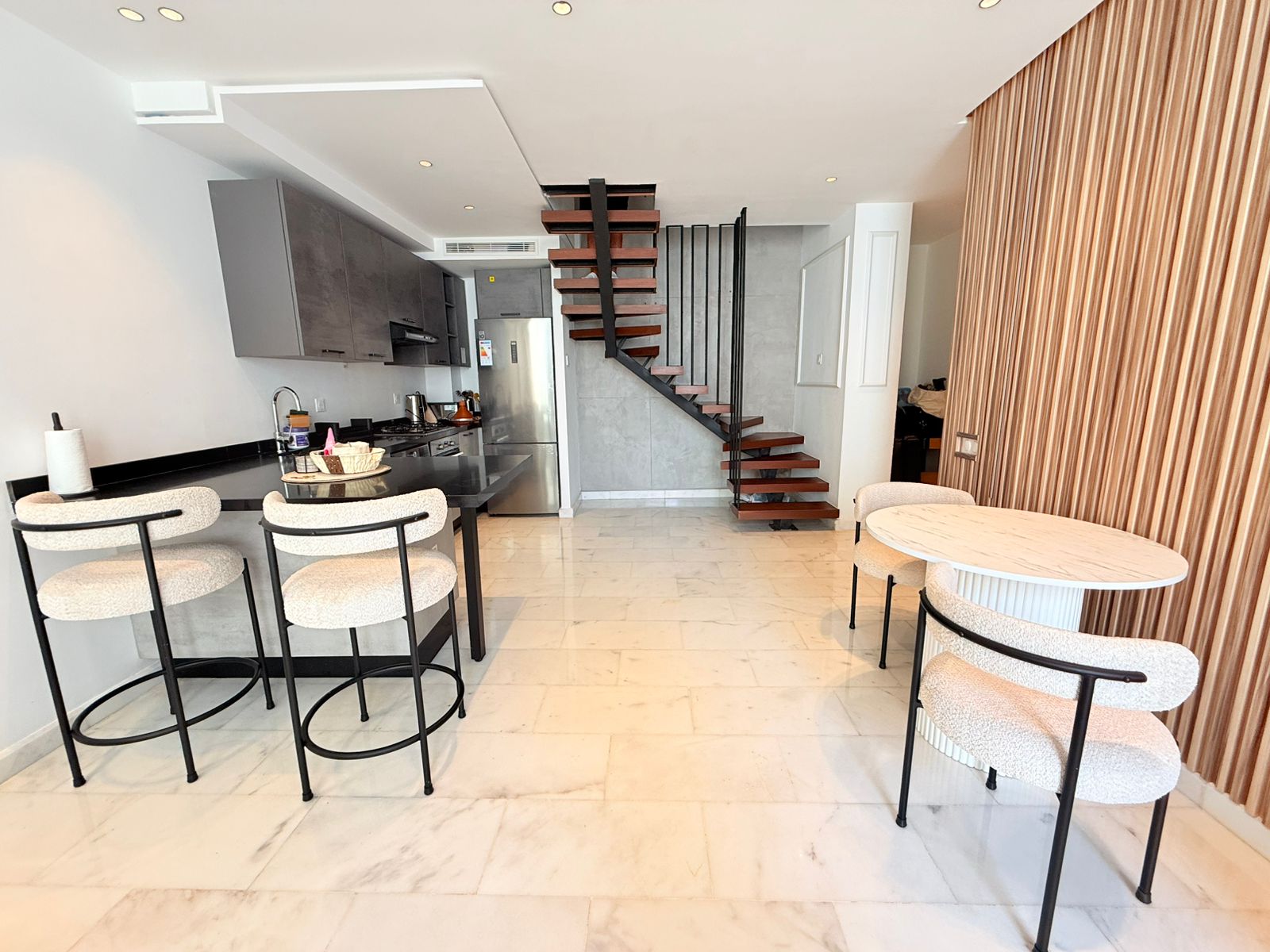 8c370ffd 661f 4ca0 8390 8b294b9d726a