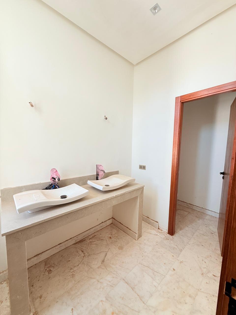 17347f9b 1442 437c A567 71fe523bdec8