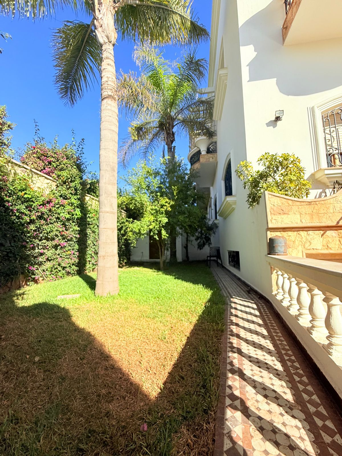 7da698f2 B667 45a5 Aa36 113391dd4a45