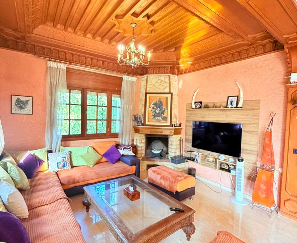 A88a3ad5 61fd 48de A7f1 97a3fc3c58c8