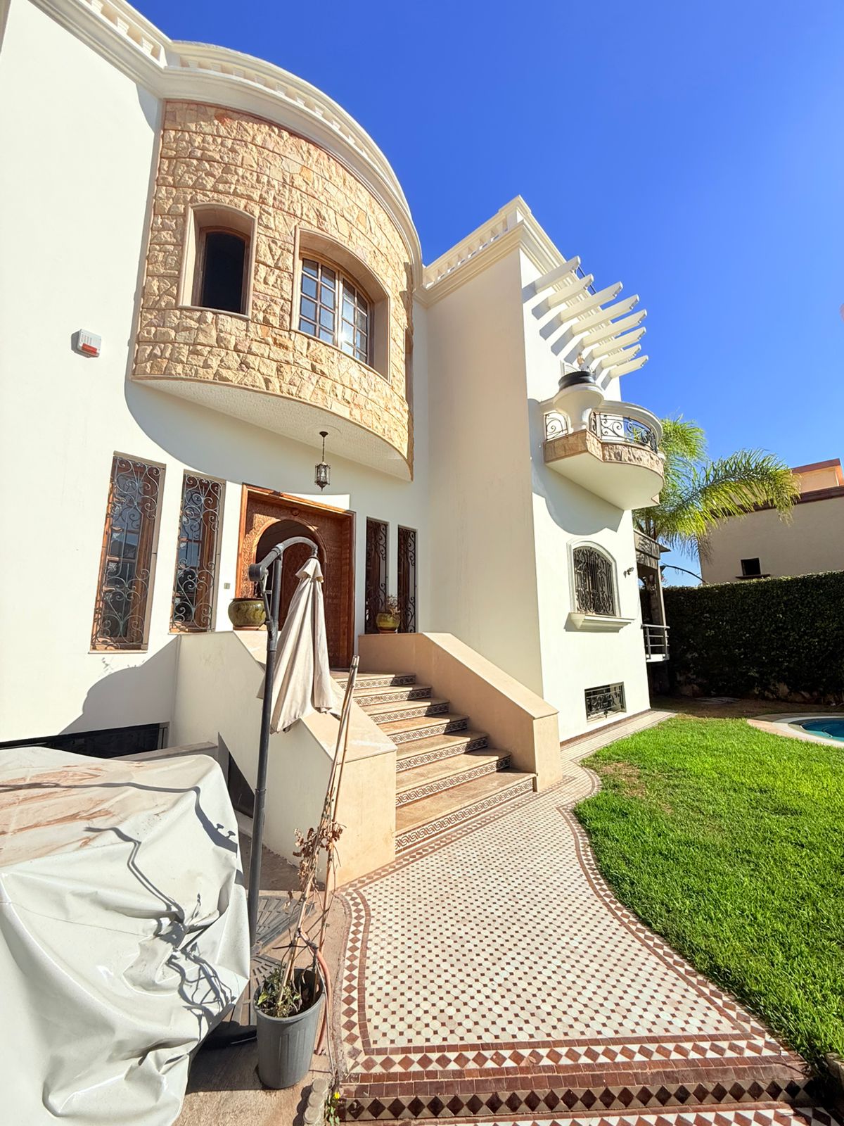 Aa94ef8f 8c87 4b48 B249 C017561dbf9d