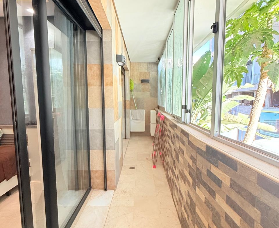 729026ad 9920 4764 8079 9dd71782265b