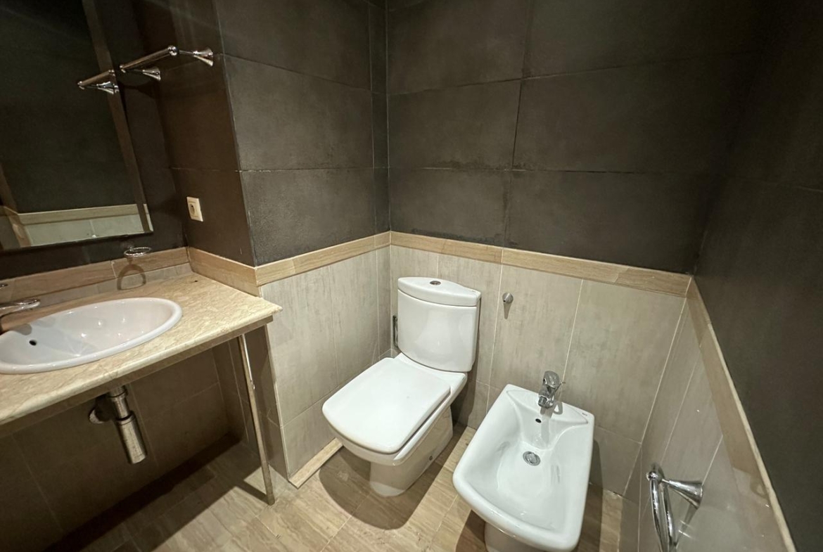 Whatsapp Image 2025 12 10 At21.24.28