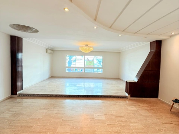 266e4917 D74b 4042 82b5 5f839f1e58aa