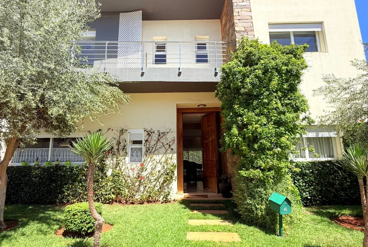 2f0d8d56 30cd 4805 Bf50 68a41397bc1d