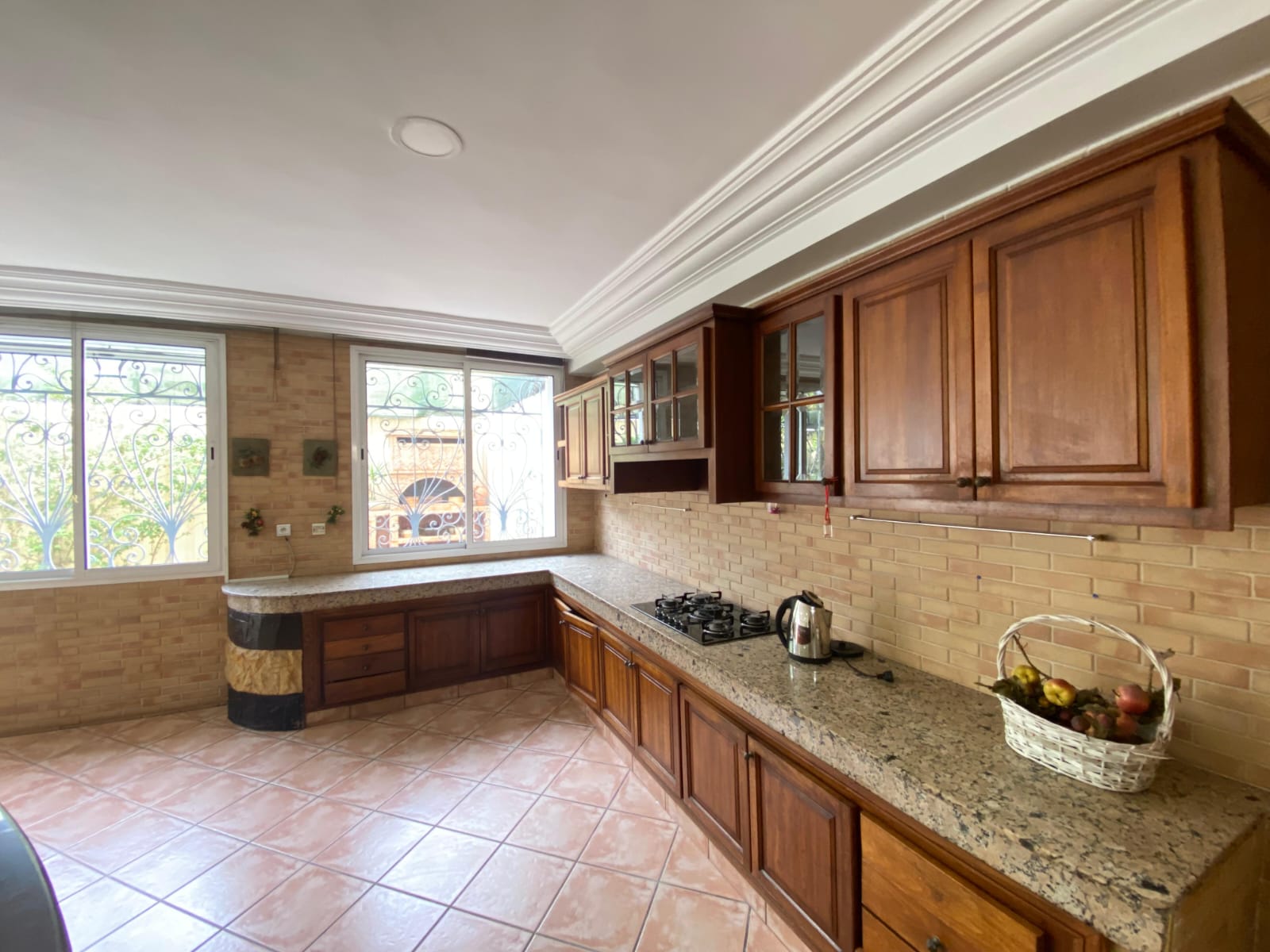 36937185 2ea3 4f3a 93ba D1c0ce2f6de1