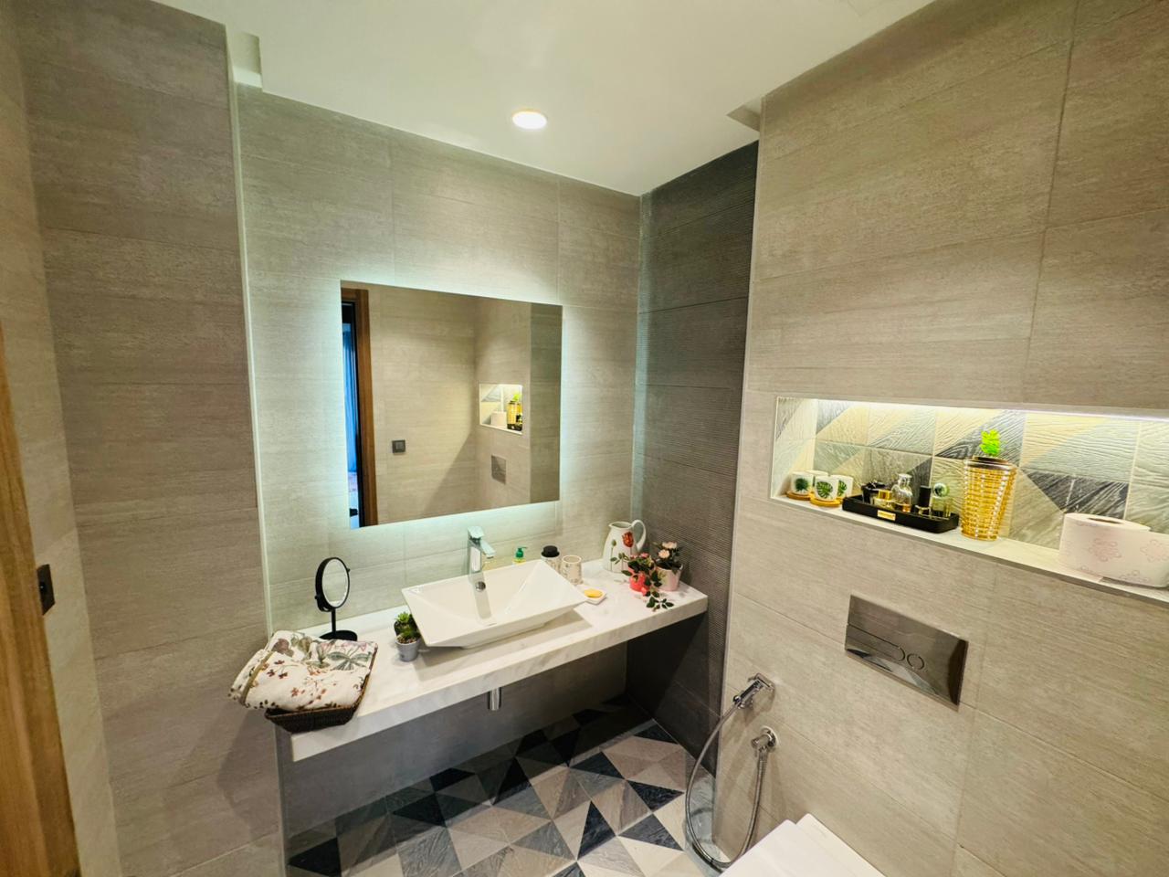 39786d97 6485 463f Af94 24d894024f49