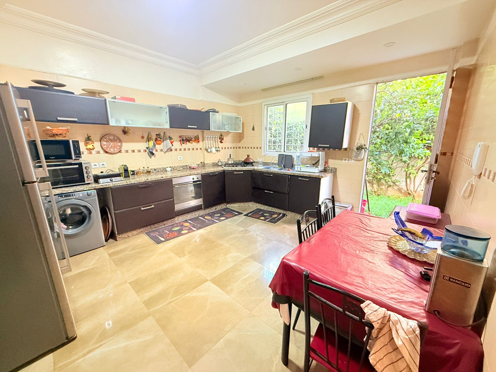 8e3c444d 56e4 4f94 B36b 38bc57bc2a7b