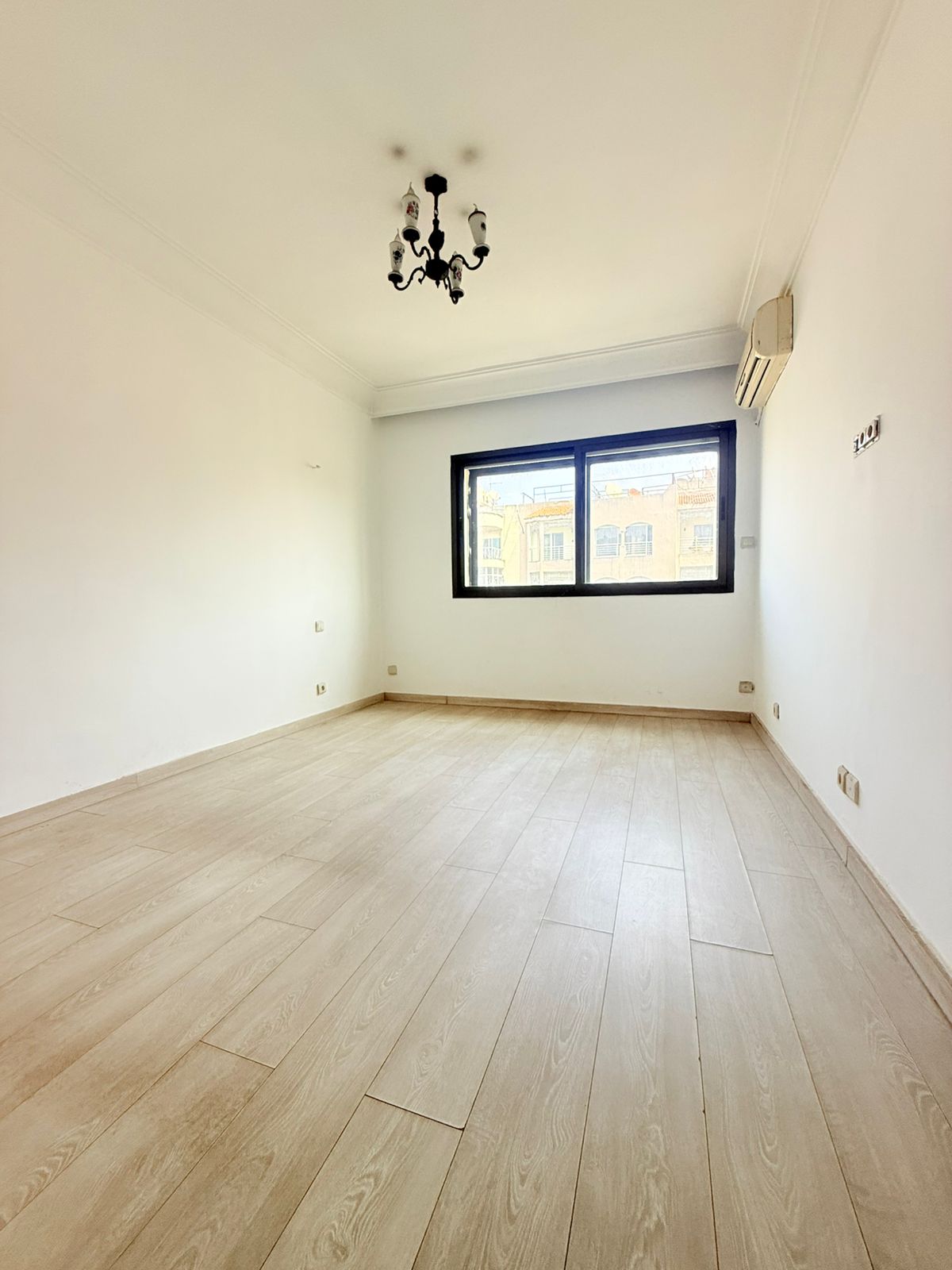 B8d83095 2ac1 4ceb B890 4f89349e88cb