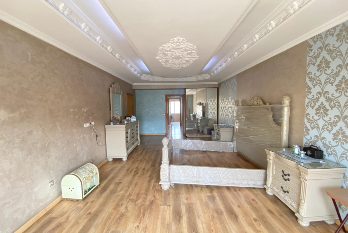 Bd2c9a6e 35b3 4197 B602 C47743008cbe