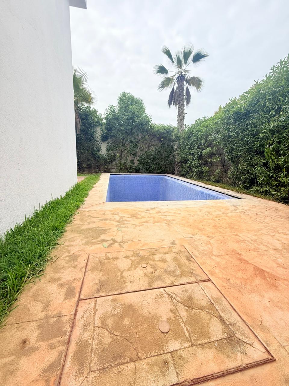 D4f331fd D71c 4b53 8546 14c17e996d3c