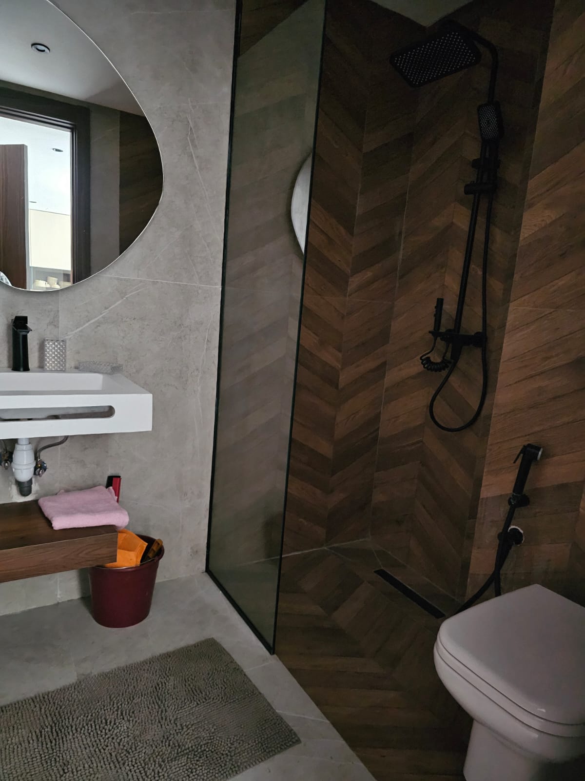 E1771b9a B599 4237 B69f Bb6e7fbdb5c0