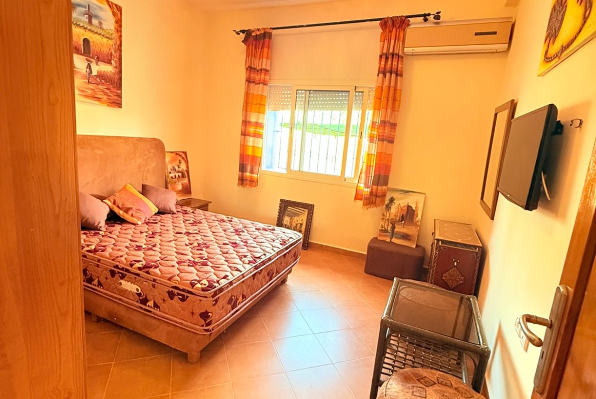 E8b256a8 Aac6 4a14 95f8 C9785a8a9449