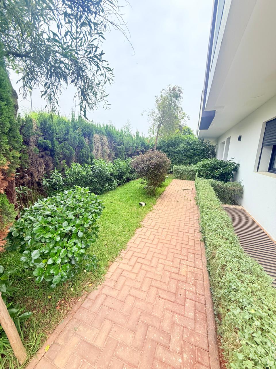 E8faf3bf 2fec 4710 8184 2d2a5c3733d4